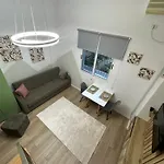 Lägenhet Xs Cozy Tirana